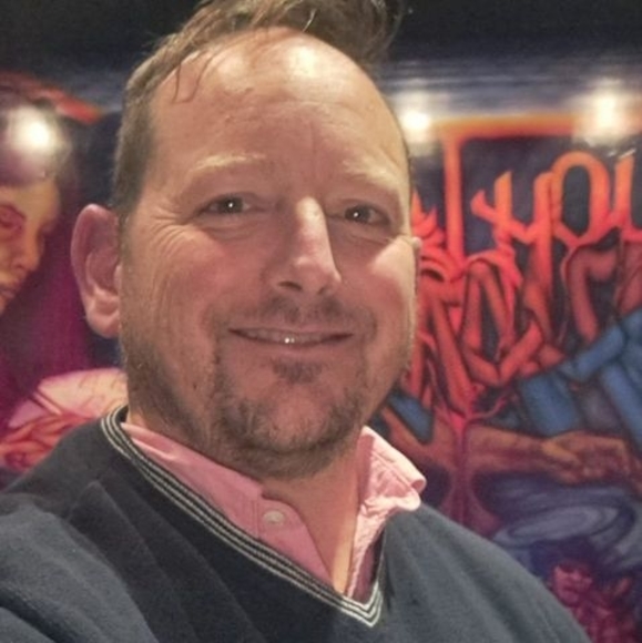 Meet your Posher, Daniel - Picture 1 of 1